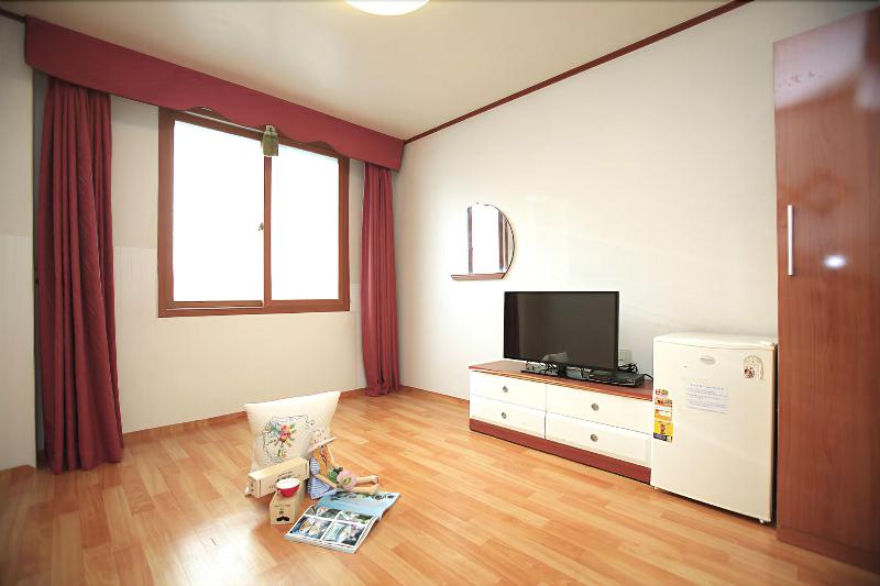 Mangsang East House image