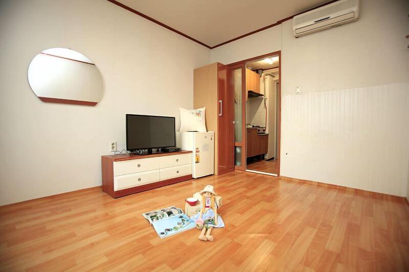 Mangsang East House image