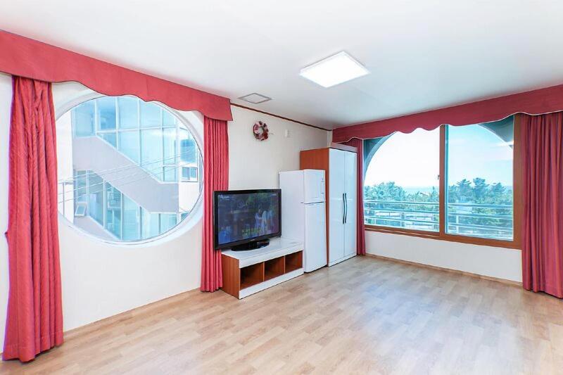 Mangsang East House image