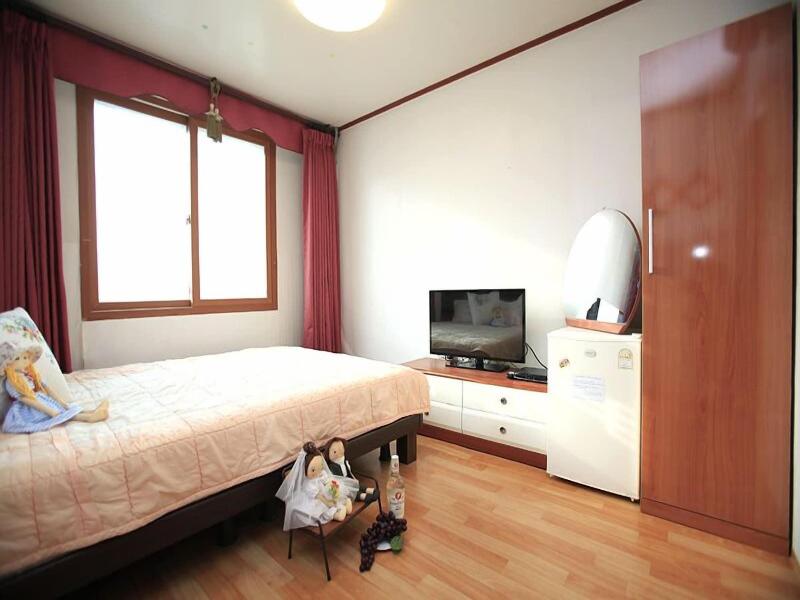 Mangsang East House image