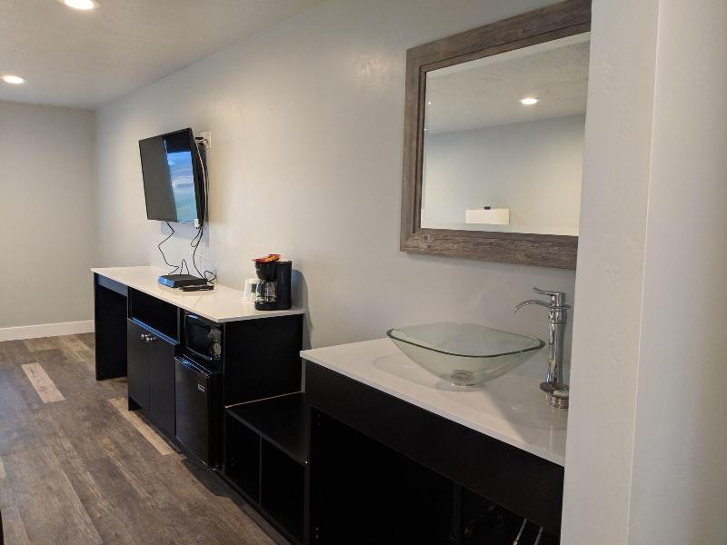 Riverdale Resort 4