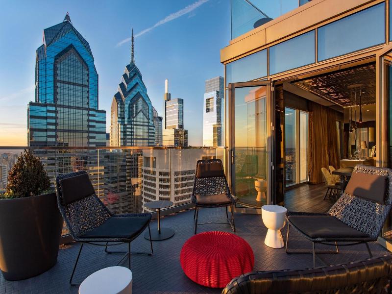 W Philadelphia image