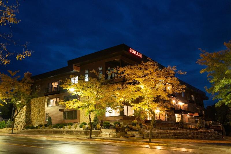 Hotel Earl Of Charlevoix image