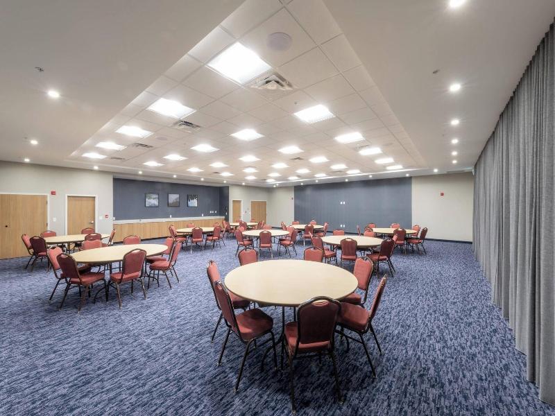Fairfield Inn & Suites by Marriott Salmon Arm image
