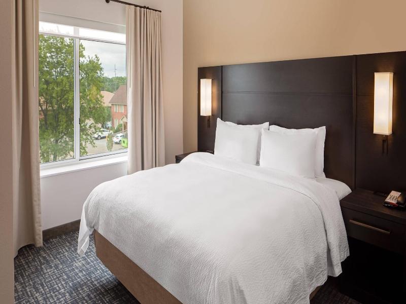Residence Inn By Marriott Detroit Farmington Hills image