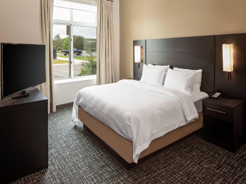 Residence Inn By Marriott Detroit Farmington Hills image
