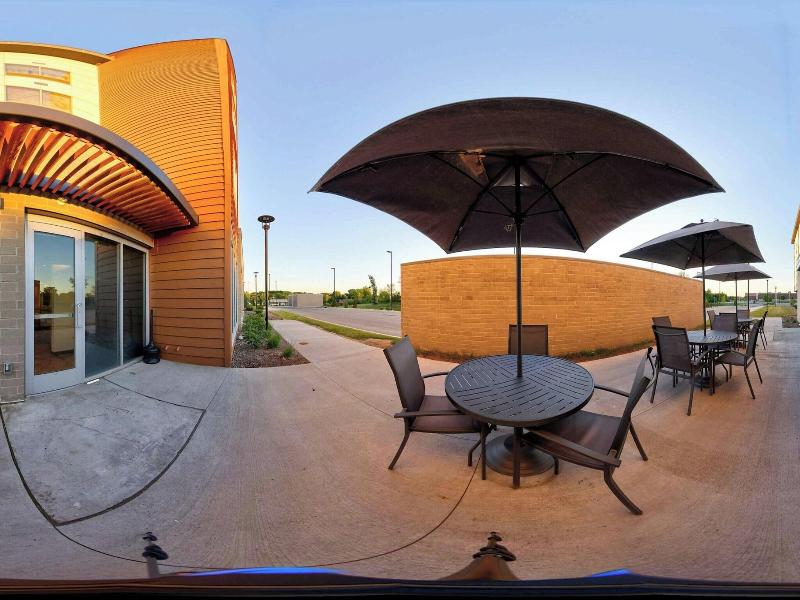 Fairfield Inn & Suites by Marriott Milwaukee Brook image