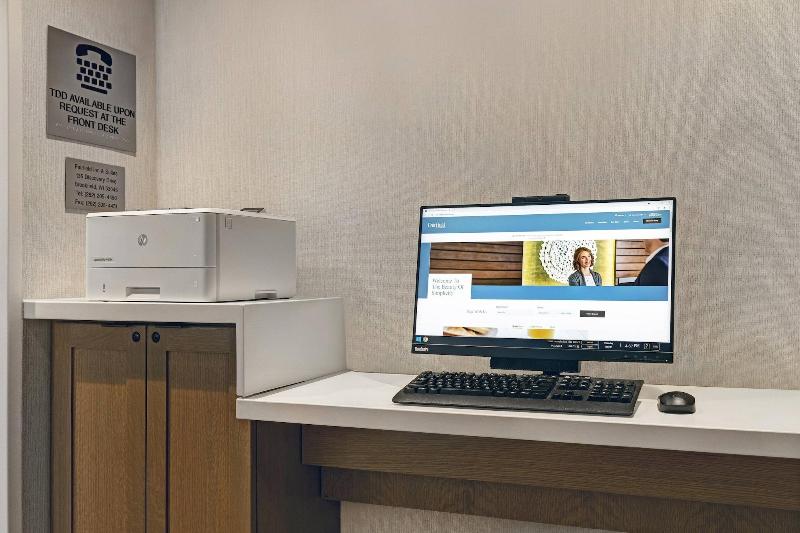 Fairfield Inn & Suites by Marriott Milwaukee Brook image