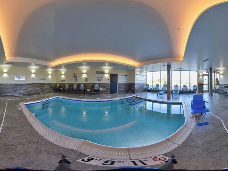 Fairfield Inn & Suites by Marriott Milwaukee Brook image