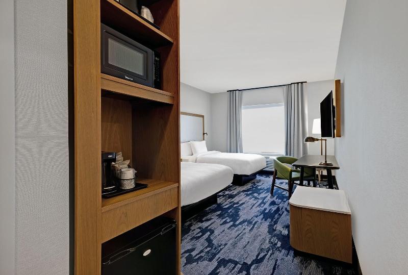Fairfield Inn & Suites by Marriott Milwaukee Brook image
