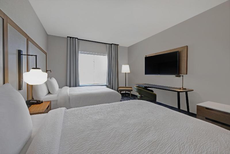 Fairfield Inn & Suites by Marriott Milwaukee Brook image