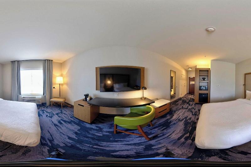 Fairfield Inn & Suites by Marriott Milwaukee Brook image