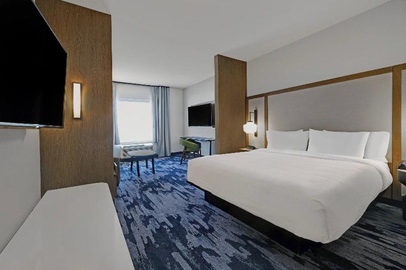 Fairfield Inn & Suites by Marriott Milwaukee Brook image