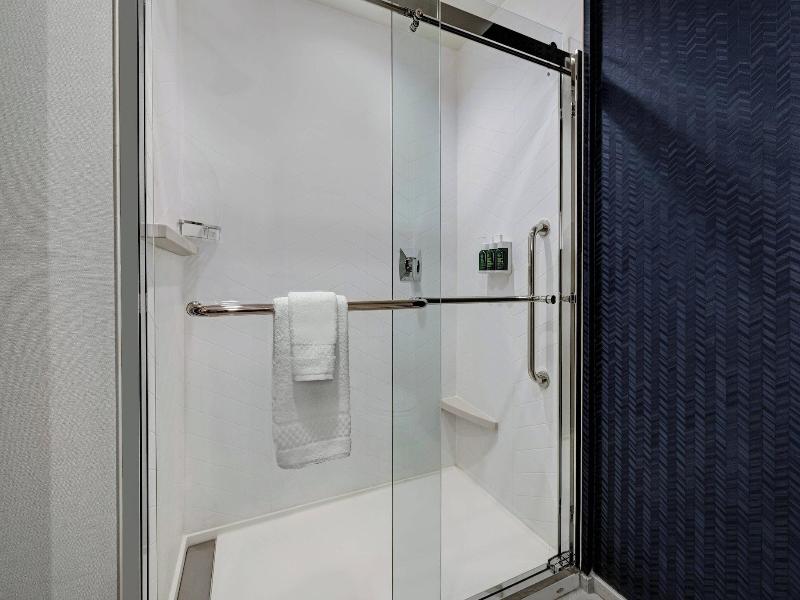 Fairfield Inn & Suites by Marriott Milwaukee Brook image
