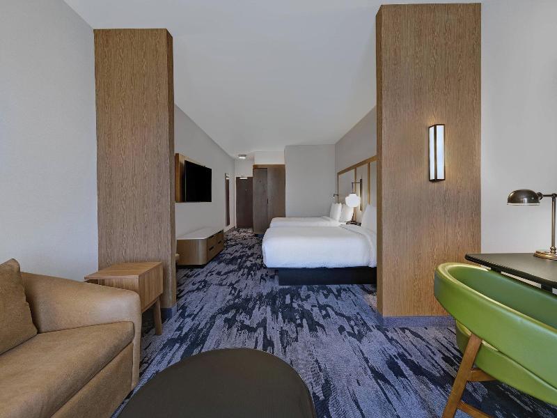 Fairfield Inn & Suites by Marriott Milwaukee Brook image