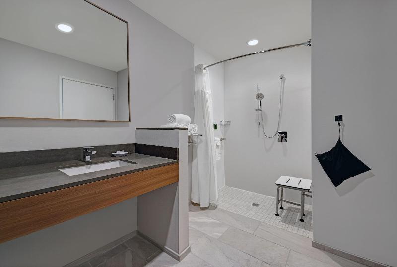 Fairfield Inn & Suites by Marriott Milwaukee Brook image