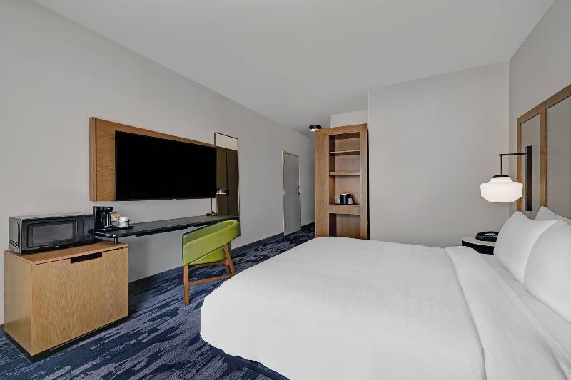 Fairfield Inn & Suites by Marriott Milwaukee Brook image