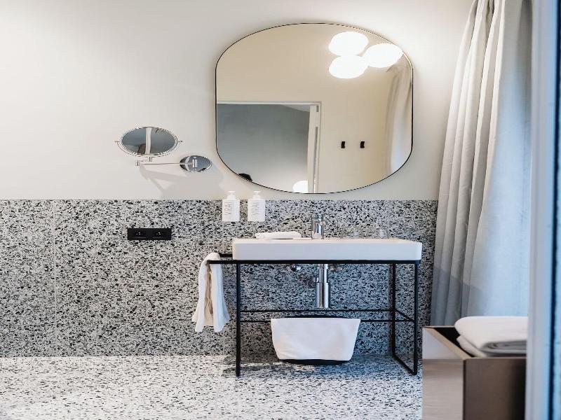 Amosa Liège City Centre Hotel image