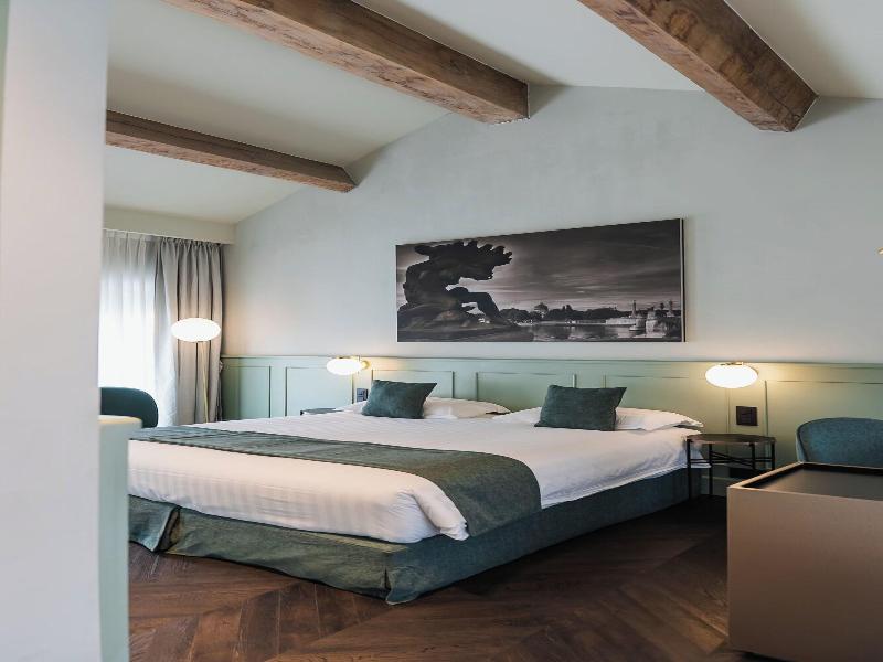 Amosa Liège City Centre Hotel image