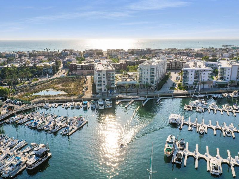 Residence Inn By Marriott Marina Del Rey image