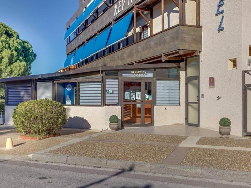 Rev'Hotel image
