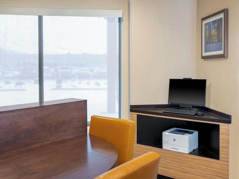 Towneplace Suites By Marriott Detroit Allen Park image