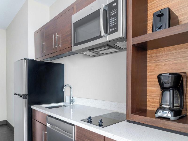 Towneplace Suites By Marriott Detroit Allen Park image