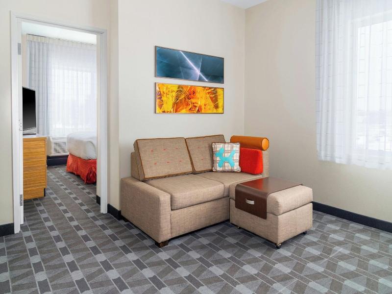 Towneplace Suites By Marriott Detroit Allen Park image