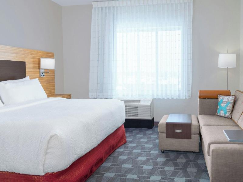 Towneplace Suites By Marriott Detroit Allen Park image