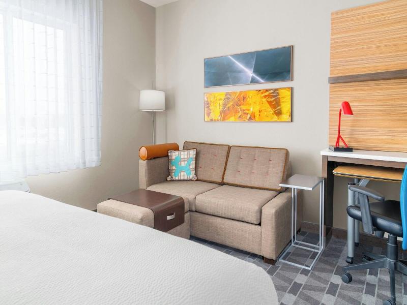 Towneplace Suites By Marriott Detroit Allen Park image
