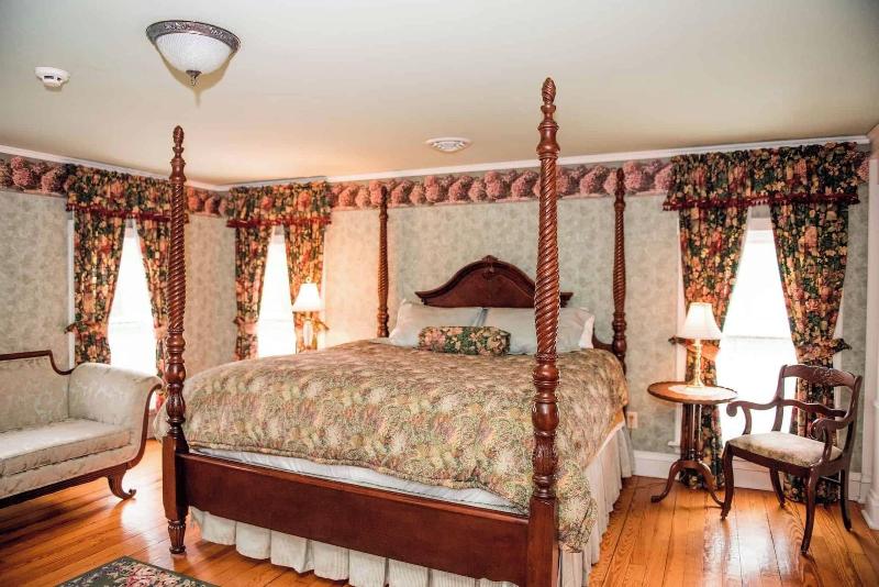 Springside Inn image