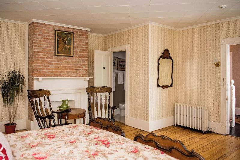 Springside Inn image