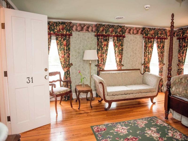 Springside Inn image