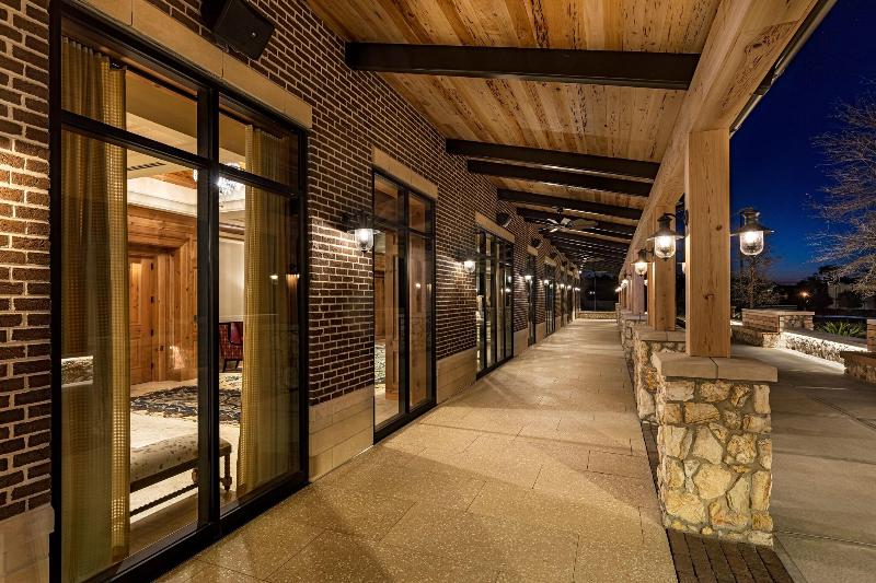 Brownwood Hotel & Spa image