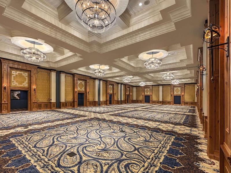 Brownwood Hotel & Spa image