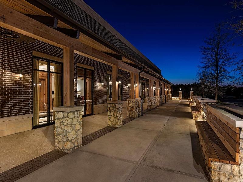 Brownwood Hotel & Spa image