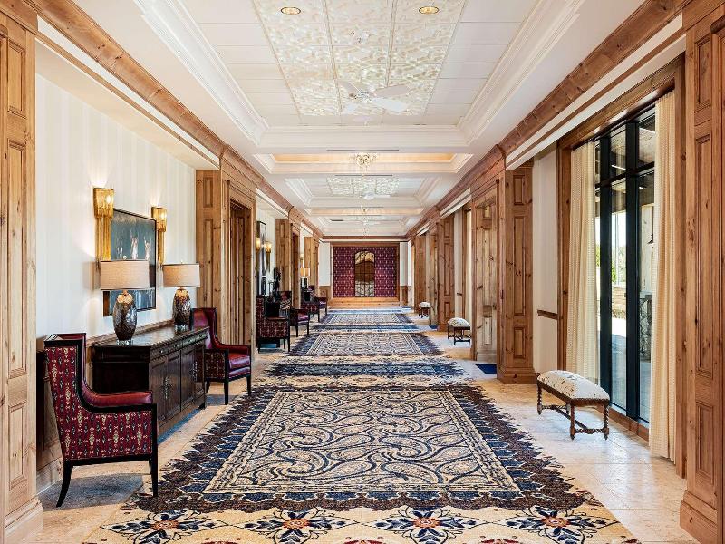 Brownwood Hotel & Spa image