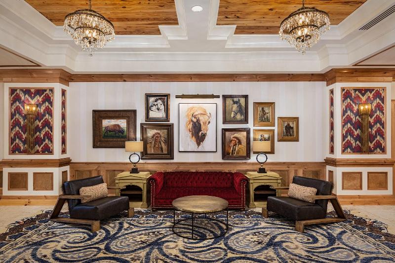 Brownwood Hotel & Spa image