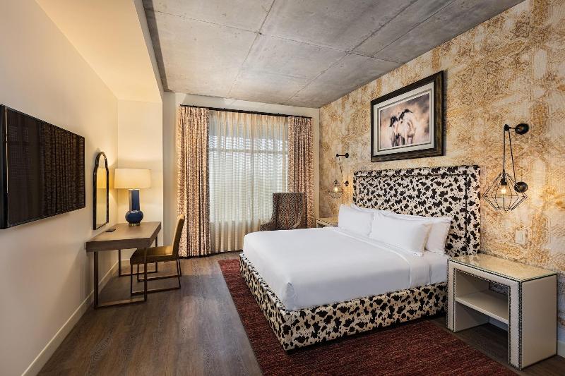 Brownwood Hotel & Spa image
