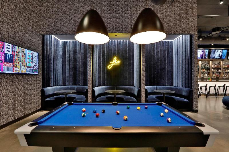 Aloft Omaha Aksarben Village image