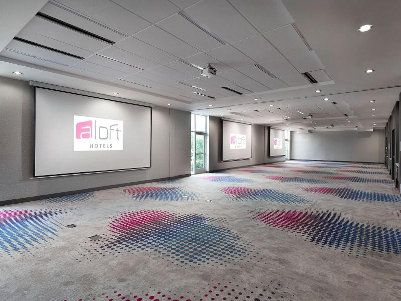 Aloft Orlando International Drive image