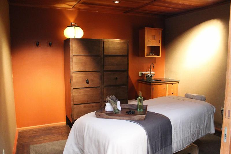 Salish Lodge & Spa image