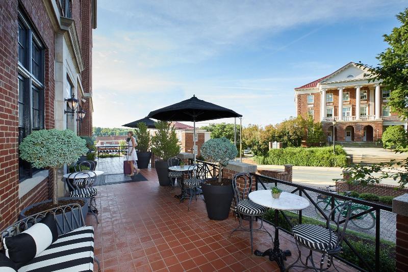 Hotel Weyanoke image