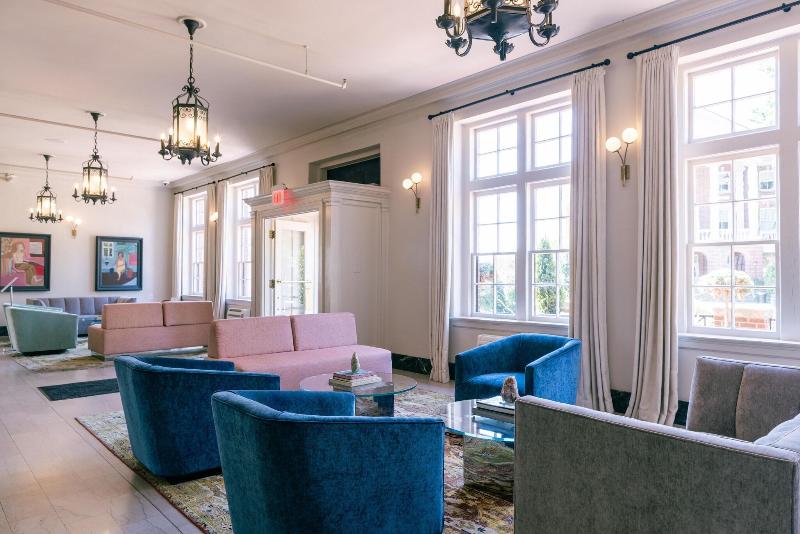 Hotel Weyanoke image