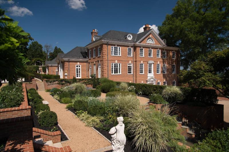 Albemarle Estate At Trump Winery