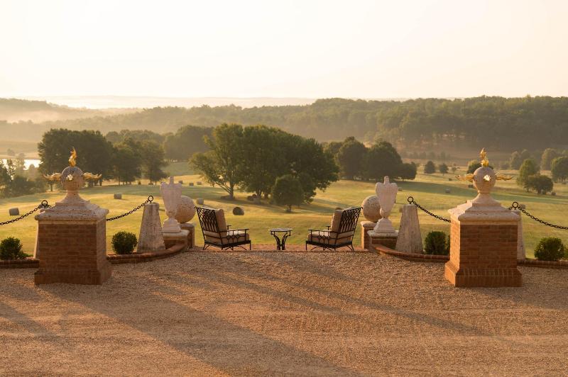 Albemarle Estate At Trump Winery