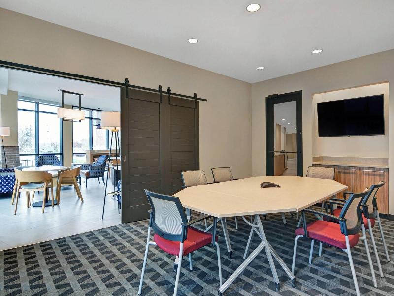 Towneplace Suites By Marriott Indianapolis Downtow image
