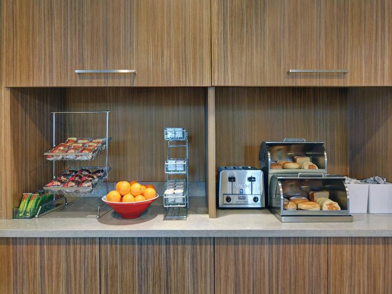 Towneplace Suites By Marriott Indianapolis Downtow image