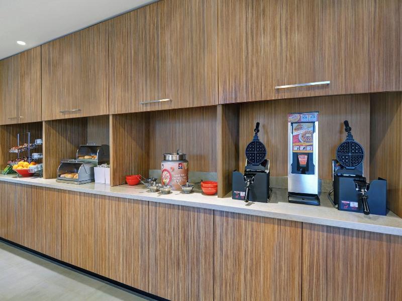 Towneplace Suites By Marriott Indianapolis Downtow image