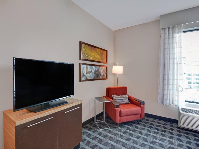 Towneplace Suites By Marriott Indianapolis Downtow image